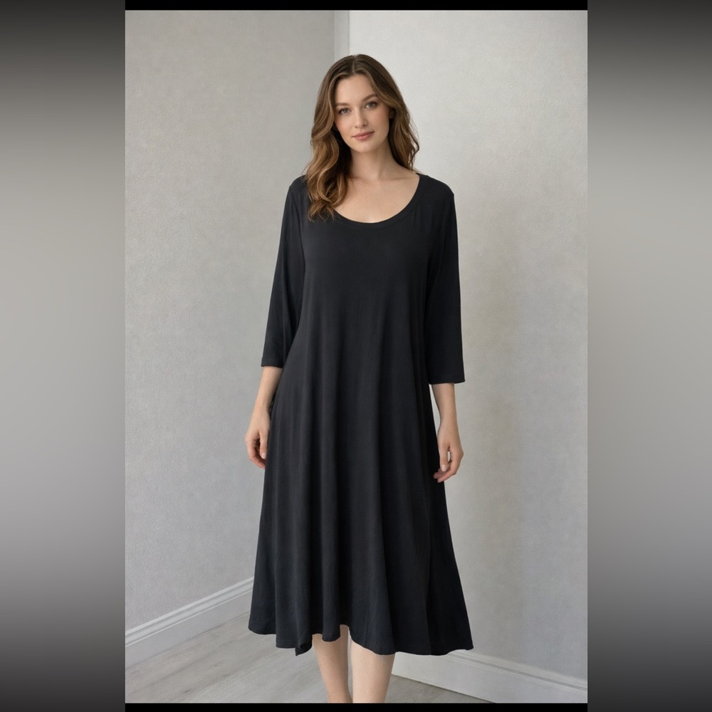 Eileen Fisher Gray Scoop Neck Handkerchief Hem Jersey Dress